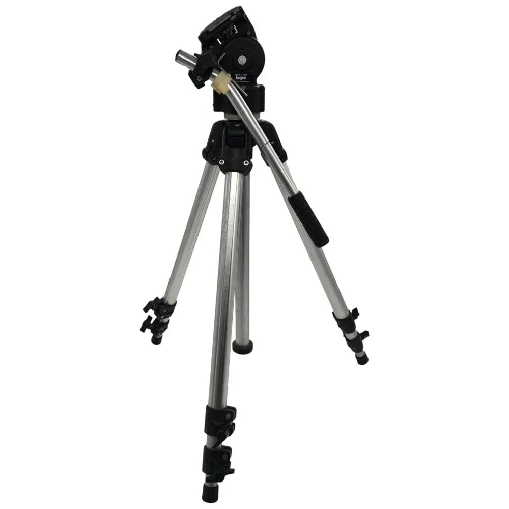 Bogen 3011 Professional Camera Tripod w/ 3063 Pan Tilt Fluid Head Made in Italy